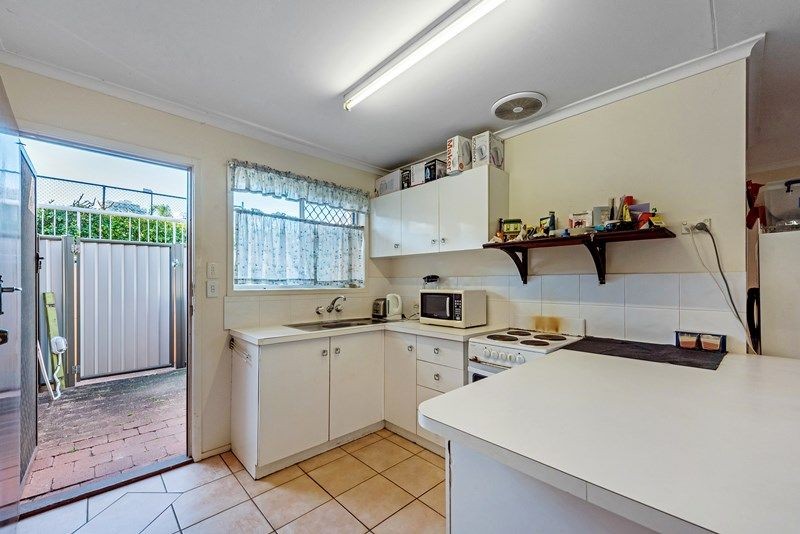 17 - 19 BACK STREET, Biggera Waters