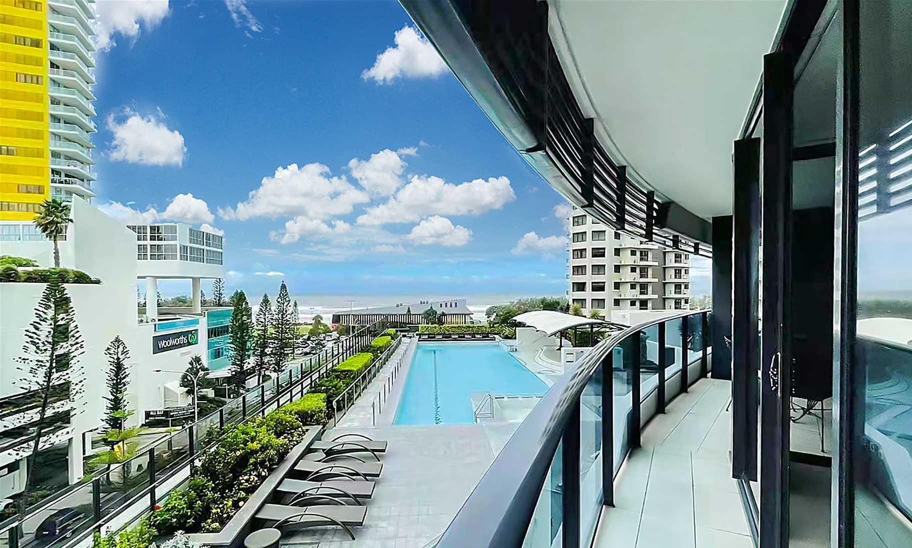 502/1 Oracle Boulevard BROADBEACH QLD