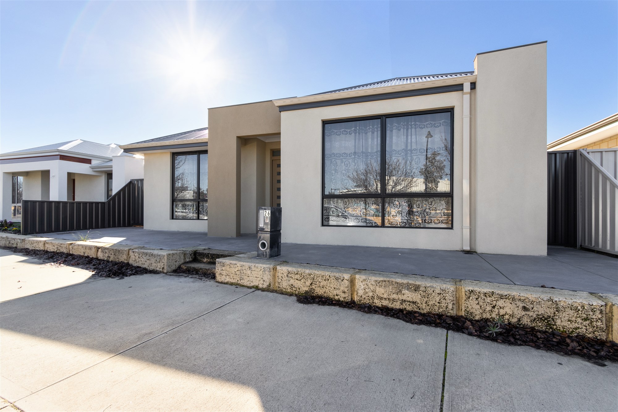 26B Riva Entrance PIARA WATERS WA