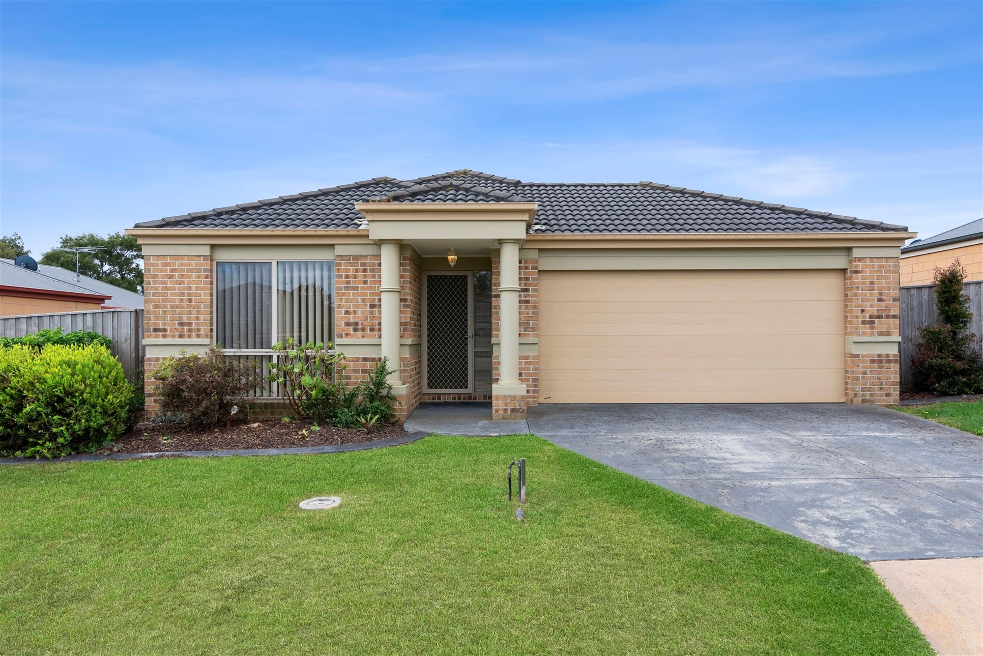 12 Mariner Court MOUNT MARTHA VIC