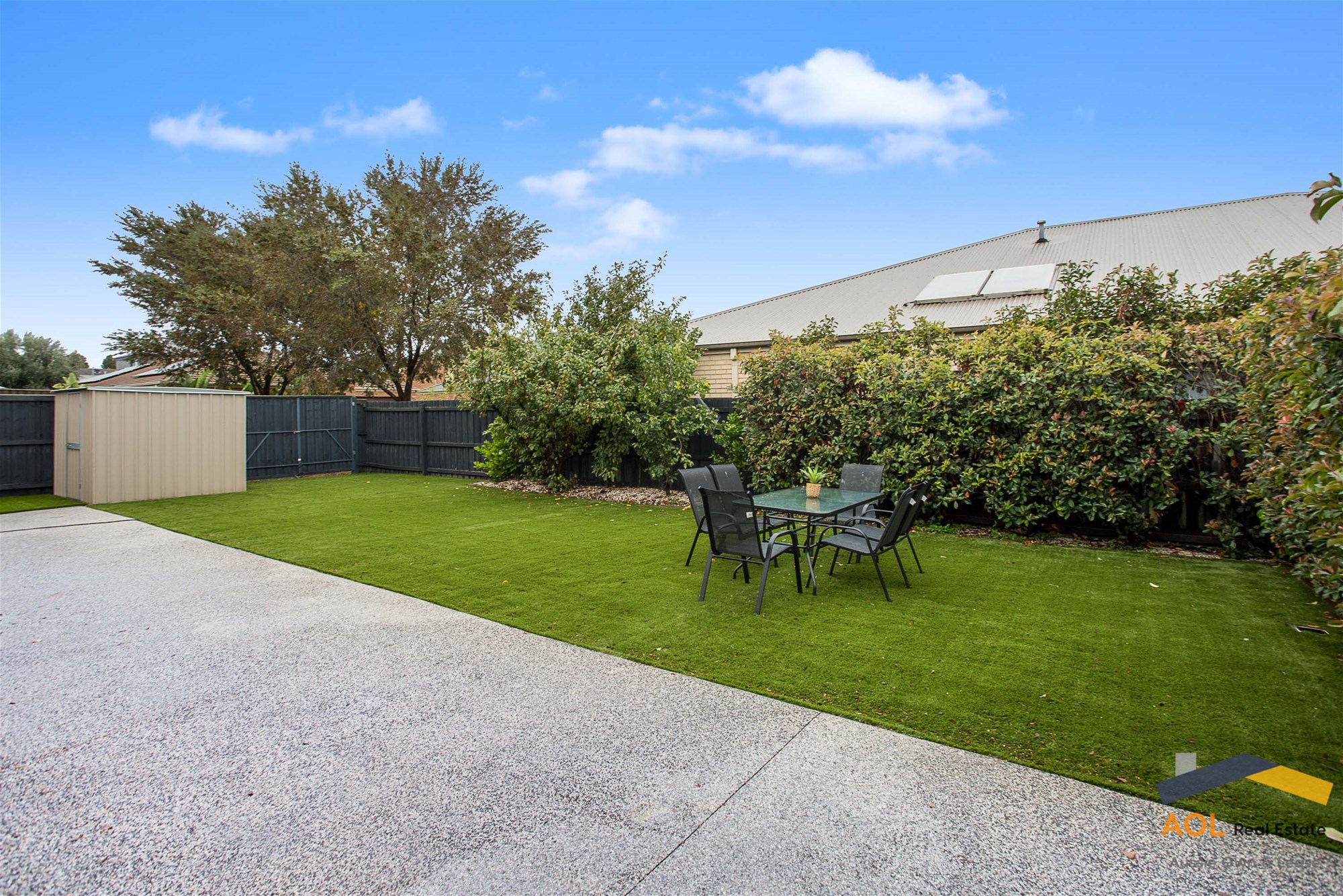 17 George Street TAYLORS HILL VIC