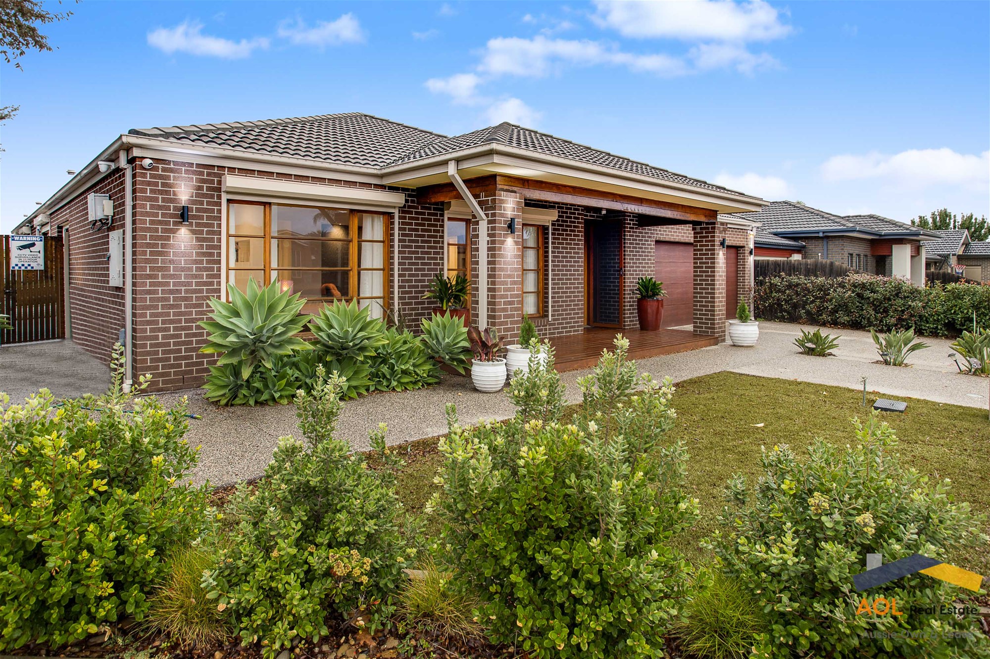 17 George Street TAYLORS HILL VIC